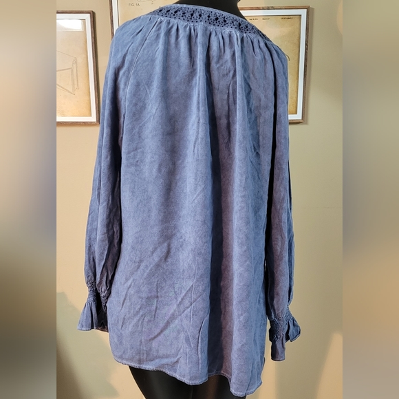 Spense bohemian v-neck top crochet collar smocked cuffs size large NWOT - Picture 2 of 5